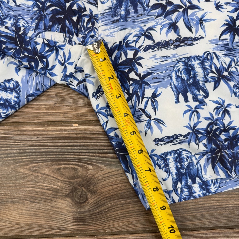 RLX Ralph Lauren Mens Golf Shorts Size 32 Tailored Blue White Elephant Print New - Picture 2 of 8